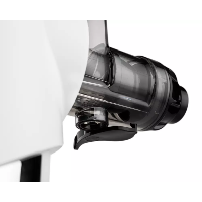 Pormenor da tampa de saída de sumo Sana 727 branca